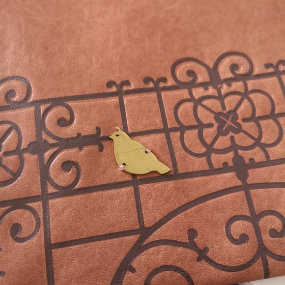 FOSSIL Penelope Collection Salmon Bird Leather Large Clutch Purse Pouch Wallet - Picture 15 of 16